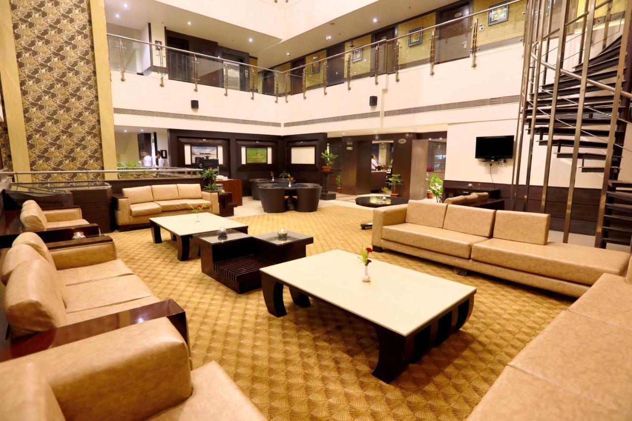Hotel Pitrashish Pride Igi Intl Airport Delhi Buitenkant foto