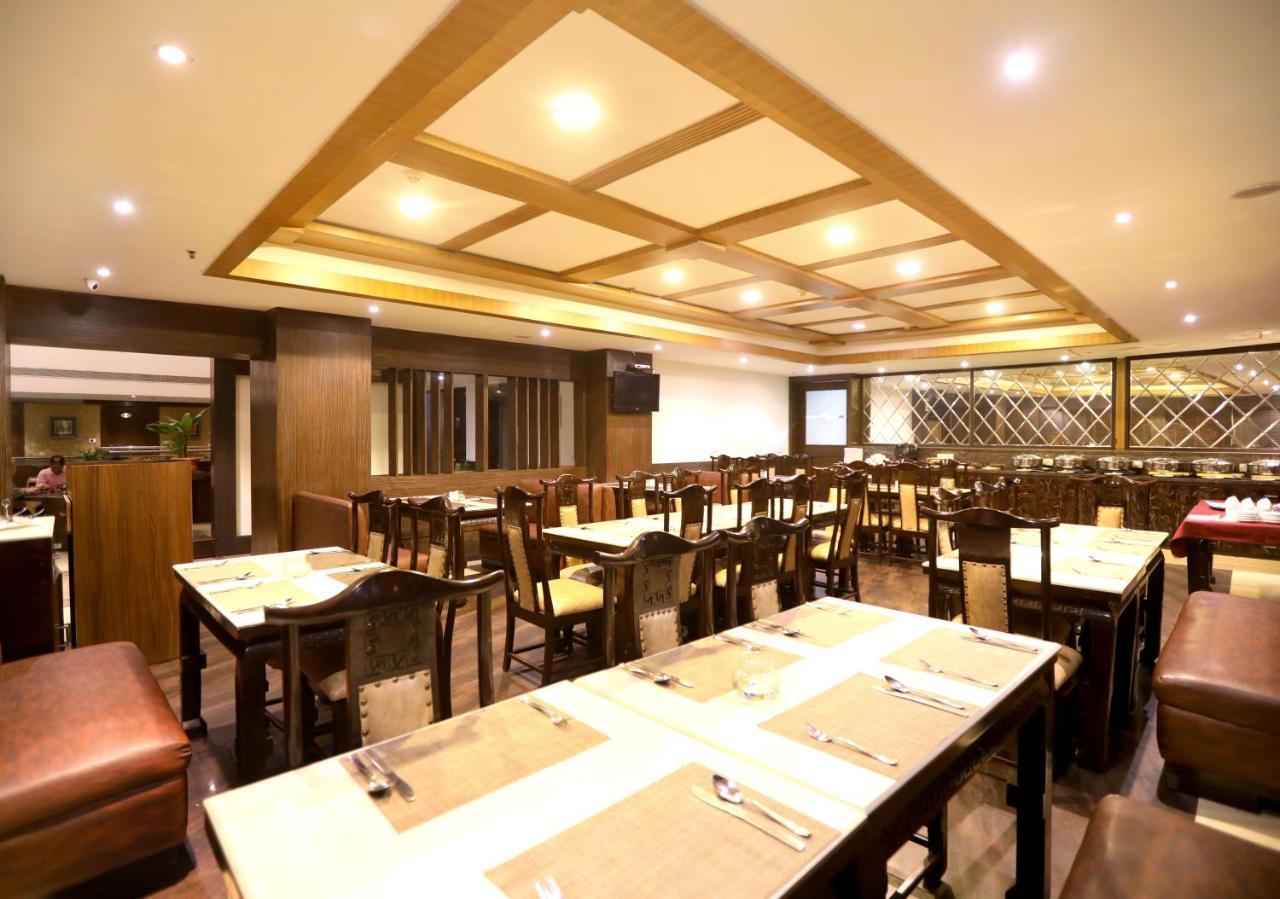 Hotel Pitrashish Pride Igi Intl Airport Delhi Buitenkant foto
