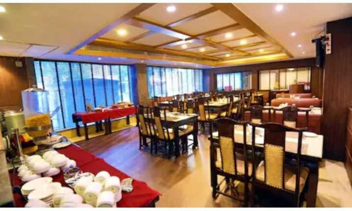 Hotel Pitrashish Pride Igi Intl Airport Delhi Buitenkant foto