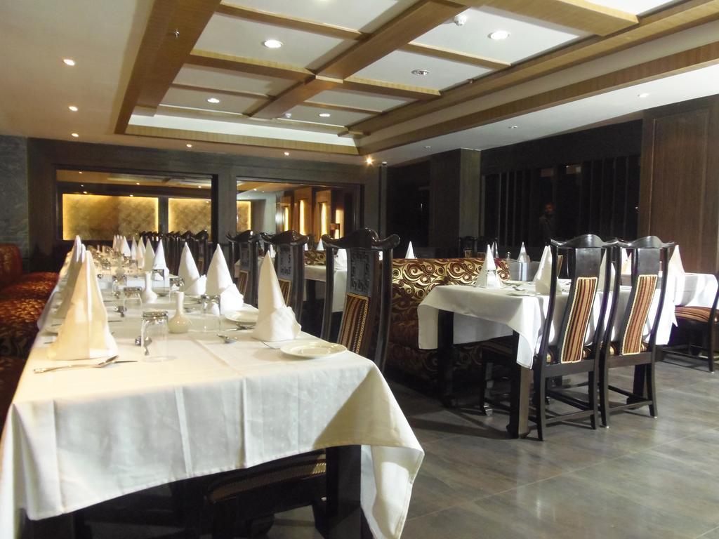 Hotel Pitrashish Pride Igi Intl Airport Delhi Buitenkant foto