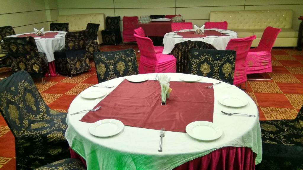 Hotel Pitrashish Pride Igi Intl Airport Delhi Buitenkant foto