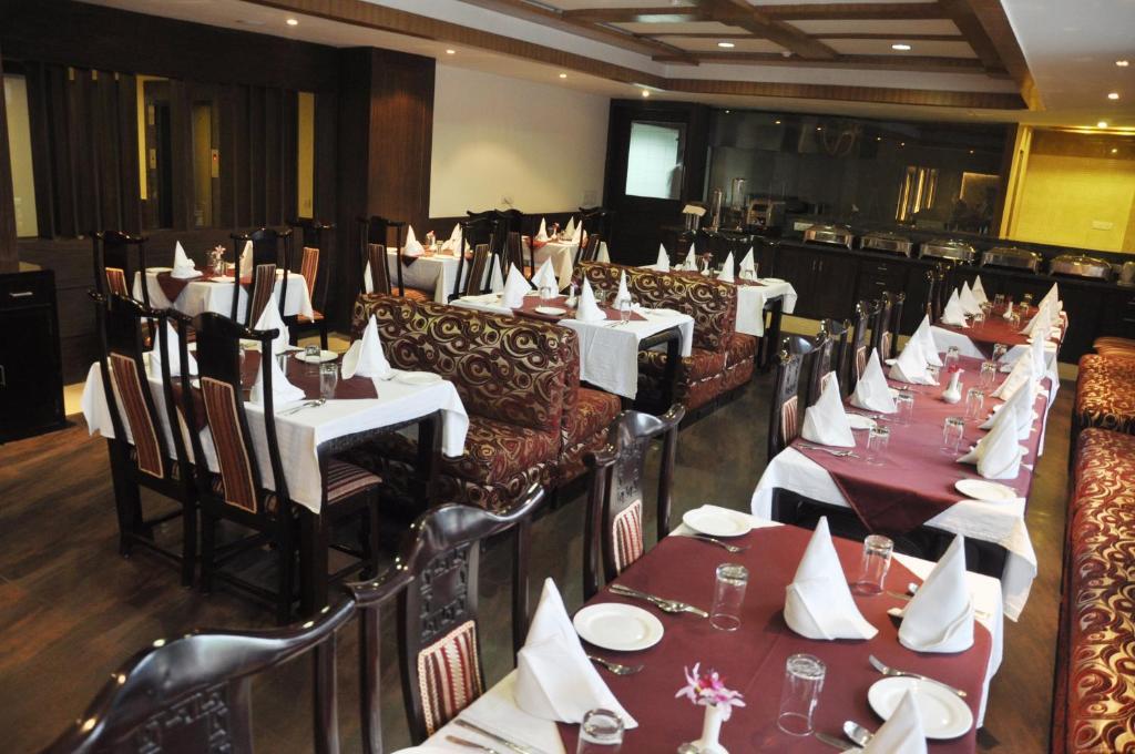 Hotel Pitrashish Pride Igi Intl Airport Delhi Buitenkant foto