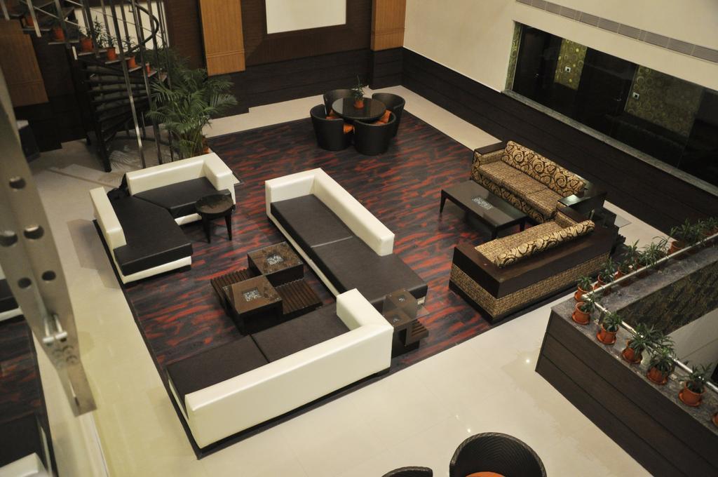 Hotel Pitrashish Pride Igi Intl Airport Delhi Buitenkant foto